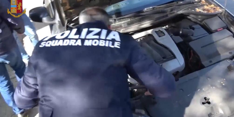 Operazione ‘Fake cars’, 9 misure cautelari a Caltanissetta