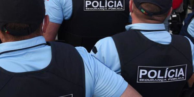 Lisbona, 2 donne accoltellate a morte in un centro islamico