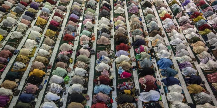 Ramadan 2023 al via con un giorno di ritardo