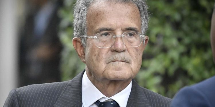 Pd, Prodi a Schlein: “Prima il programma poi le alleanze”