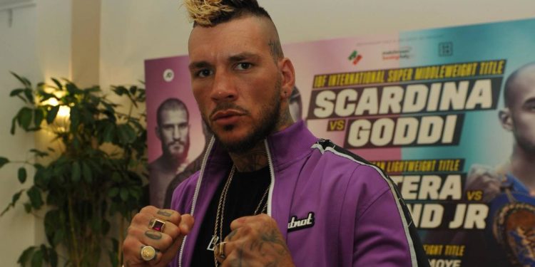 Daniele Scardina dimesso dalla terapia intensiva: come sta