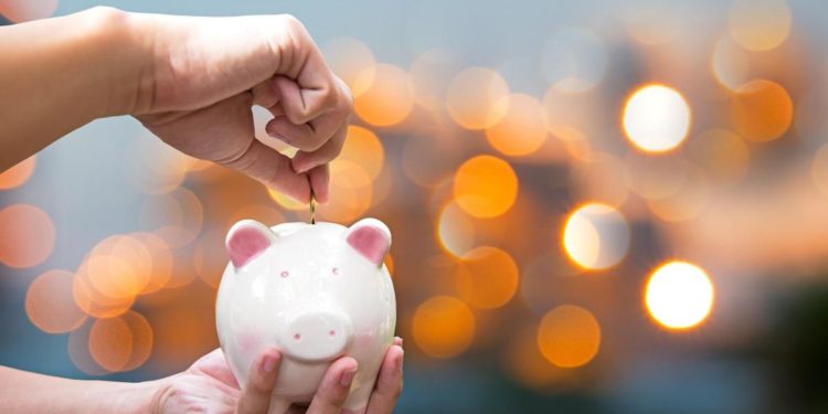 Boom risparmio, ecco come gli italiani fanno quadrare i conti