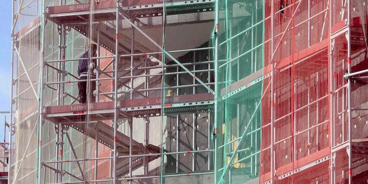 Superbonus, l’allarme: “Milioni di appartamenti a rischio pignoramento”