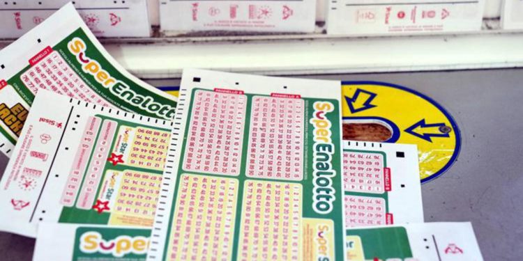SuperEnalotto, centrato il ‘6’ da 73,8 milioni di euro