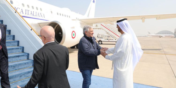 Nomine, Tajani blinda Descalzi: “Ha fatto sempre gli interessi dell’Italia”