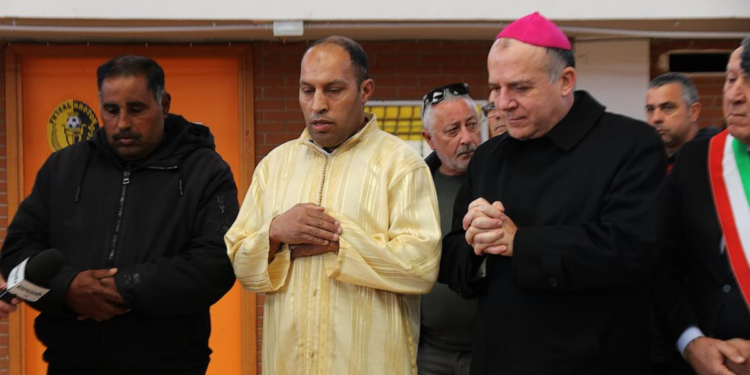 Naufragio migranti, vescovo Crotone: “Siamo tutti responsabili”