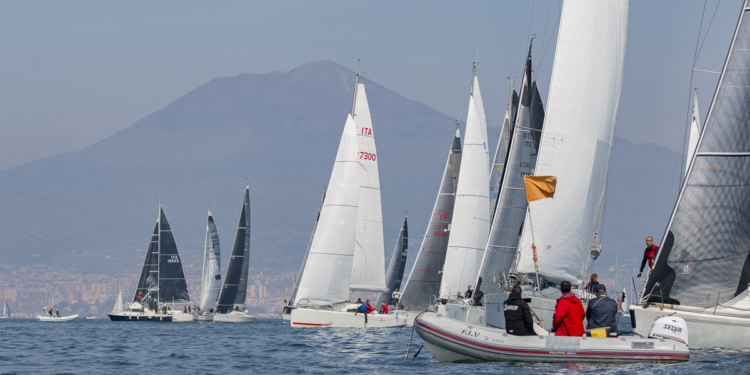 Il 25 marzo la quarta edizione della Vesuvio Race, 70 miglia intorno alle Flegree