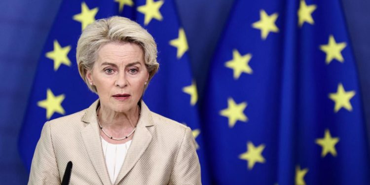 Migranti, Ue a Meloni: “Incoraggiante impegno Italia a lavorare insieme”