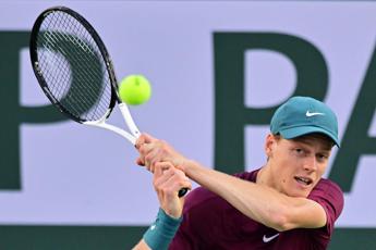 Atp Miami 2023, Sinner battuto in finale: vince Medvedev