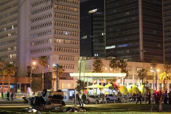 Attentato Tel Aviv, morto 35enne italiano: 3 feriti ancora ricoverati