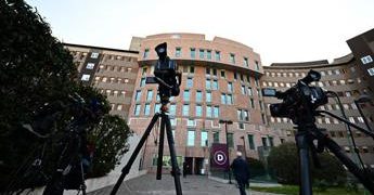 Berlusconi, terza notte tranquilla al San Raffaele