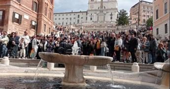 Chi imbratta un monumento paga: ecco le multe per i ‘blitz’