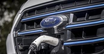 Ford E-Transit: commerciale, elettrico e ben equipaggiato
