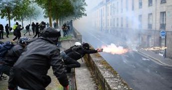 Francia, la riforma delle pensioni è legge