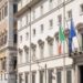 Governo, lunedì ultimo Cdm prima della pausa estiva: a odg taxi ma anche rincaro voli