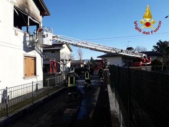 Incendio in appartamento a Gorizia, nessun ferito