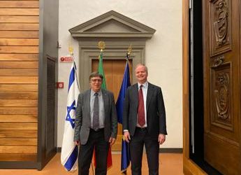 L’ambasciatore di Israele Alon Bar in visita alla Galleria degli Uffizi