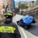 Maltempo, voragine inghiotte auto a Napoli