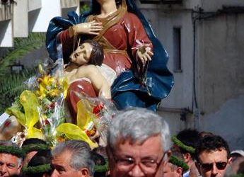 Pasqua, cade il divieto: a Nocera Terinese, in Calabria, salvo il rito dei “Vattienti”
