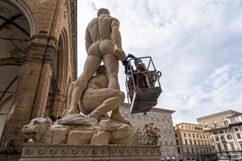 Piazza della Signoria, ultimato il restauro di Ercole e Caco