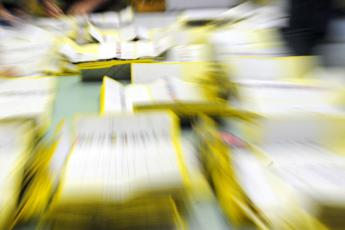 Sondaggi politici: calo Fdi e Pd, crescono M5S e Lega