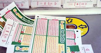SuperEnalotto, numeri estrazione vincente oggi 13 aprile 2023