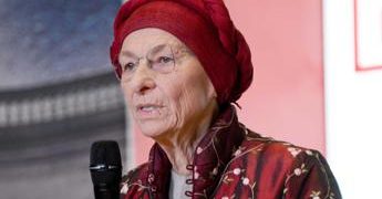 Terzo polo, Bonino: “Non possono esserci due galli in un pollaio”