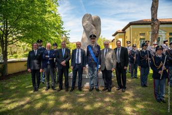 Un angelo per una ‘Primavera di rinascita’, monumento allo Spallanzani