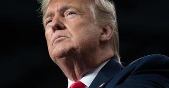 Usa, Trump: “Non rinuncerò mai a corsa Casa Bianca”