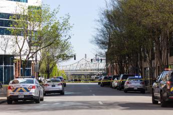 Usa, sparatoria in banca nel Kentucky: 5 morti tra cui l’aggressore