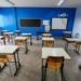 Oristano, maestra sospesa per aver fatto pregare bambini in classe