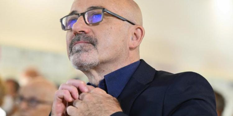 Roberto Cingolani, chi è l’ex ministro al timone di Leonardo