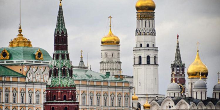 Russia, Mosca chiuderà Wikipedia: “Arma del nemico”