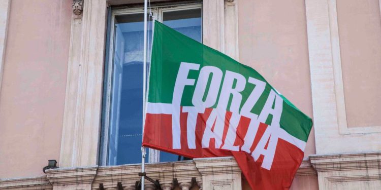 Forza Italia, tesoriere Messina: “Io depositario simbolo, impegno famiglia Berlusconi proseguirà”