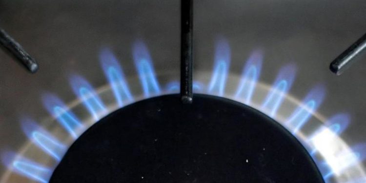 Bollette gas, Arera: “In calo di oltre 13% per consumi marzo”