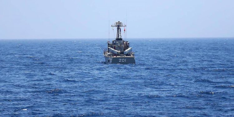Iran: “Aereo spia Usa sul Golfo di Oman, intercettato e allontanato”
