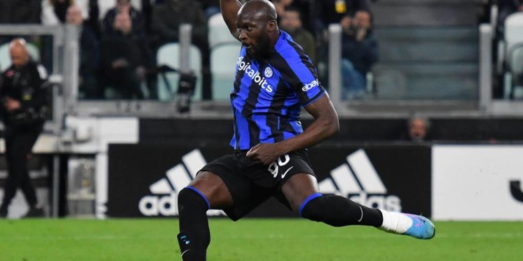 Lukaku, Inter: “Ci schieriamo contro il razzismo”