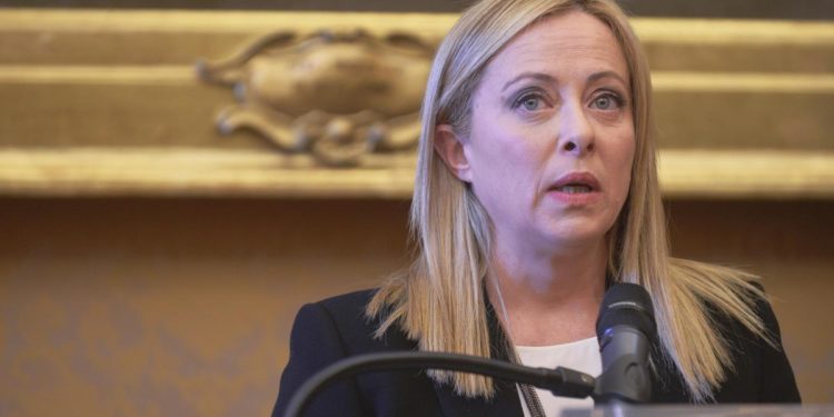 Sondaggi politici, Fratelli d’Italia cresce e Pd fermo