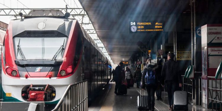 Trenitalia, sciopero venerdì 14 aprile: orari e modalità servizi garantiti