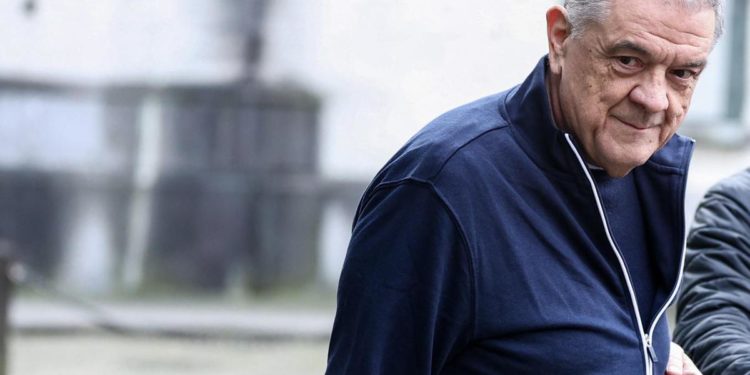 Qatargate, Panzeri uscito da carcere: “Dimagrito dopo 4 mesi”