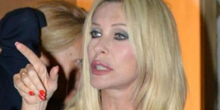Paola Ferrari: “Parole di De Benedetti su Meloni disgustose, mi dissocio”