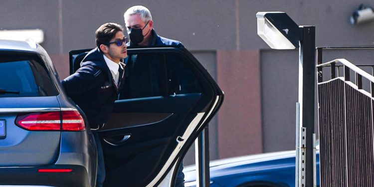 Berlusconi, Pier Silvio: “Migliora, ammirato da sua forza e impegno”