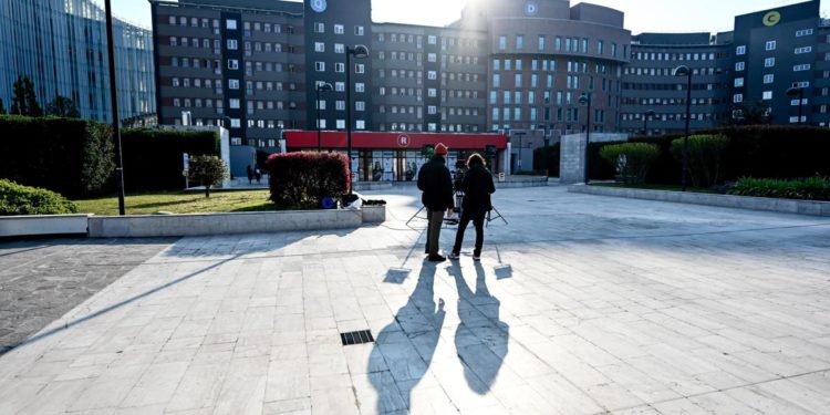 Berlusconi, notte tranquilla: nessun bollettino previsto oggi