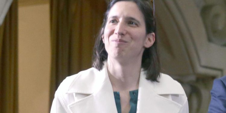 Pd, 21 nomi nella segreteria. Schlein: “Squadra di qualità confronto al governo”