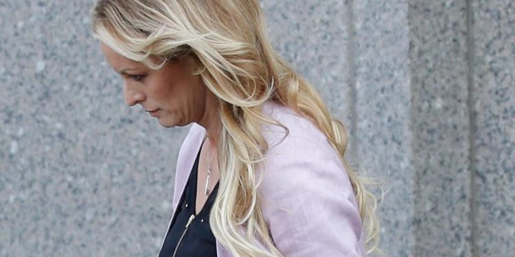 Stormy Daniels: “Trump non merita la prigione per i soldi che mi ha dato”