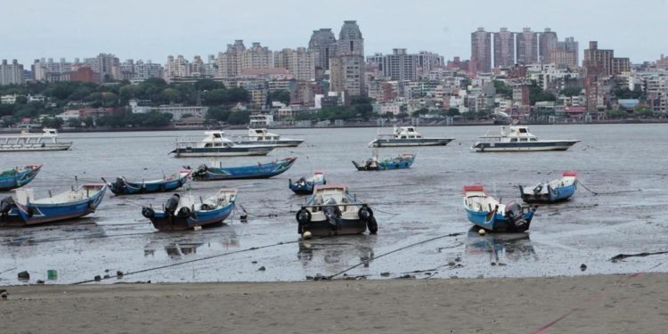 Taiwan denuncia: jet cinesi hanno superato linea mediana dello Stretto