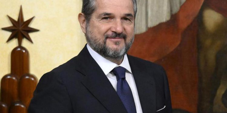 Philip Morris, Valentini (Mimit): “Grande soddisfazione per nuovo investimento a Terni”