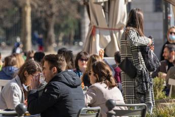 Covid Italia, Iss: Rt in aumento a 1,10 sopra soglia epidemica