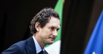 Juve, John Elkann e il colloquio con Allegri: “Momento difficile”