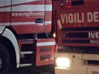 Brindisi, incendio in casa di campagna a San Michele Salentino: scoperto cadavere carbonizzato